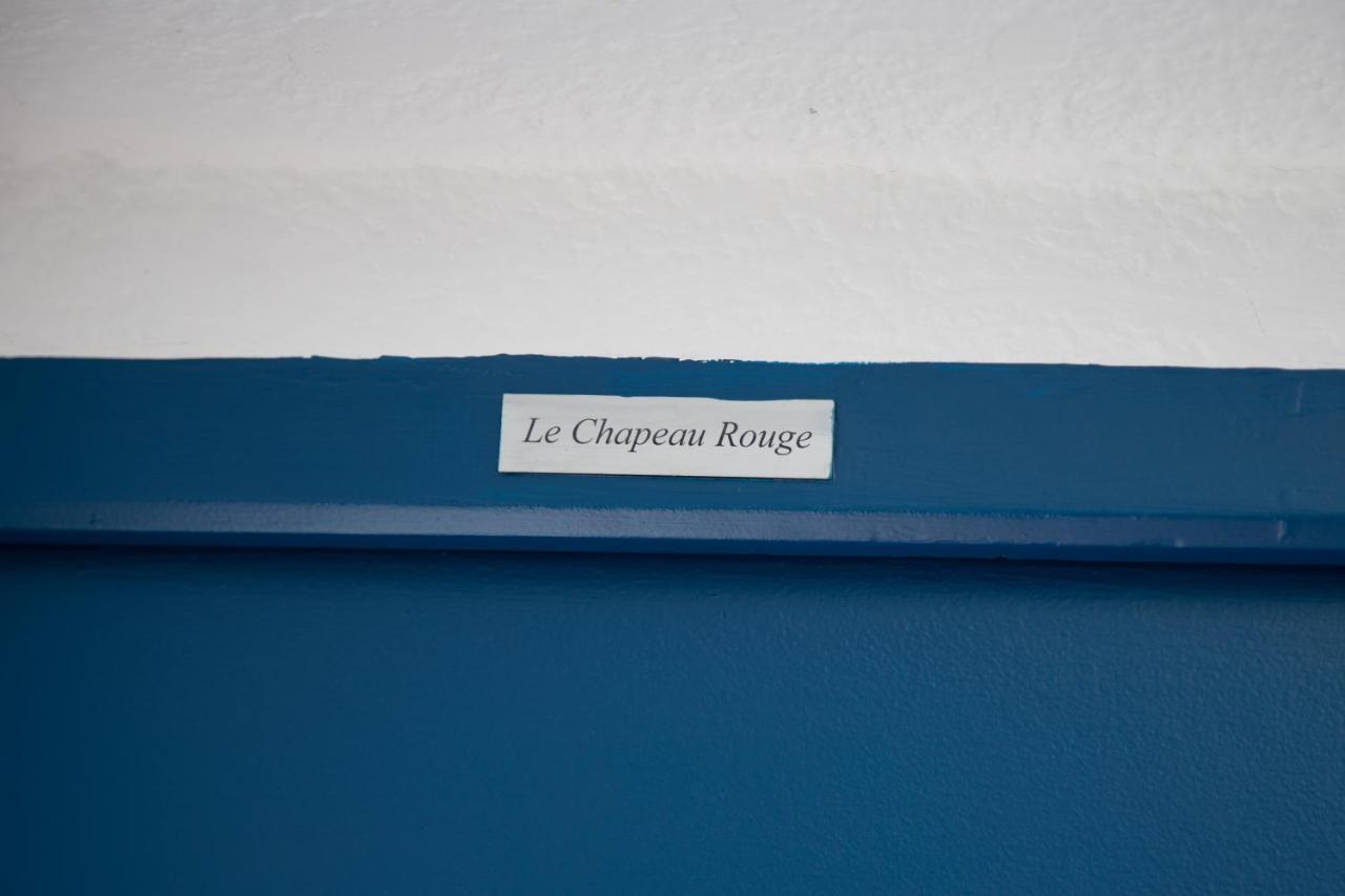 Le Chapeau Rouge Au Coeur Du Centre Historique Aviñón Exterior foto
